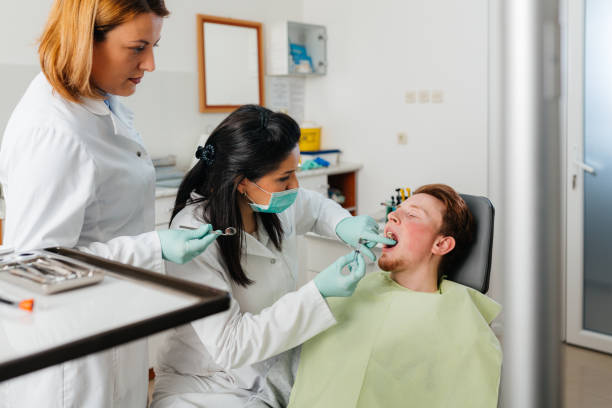 Best Dentist Open Late Near Me  in Springfield, OH